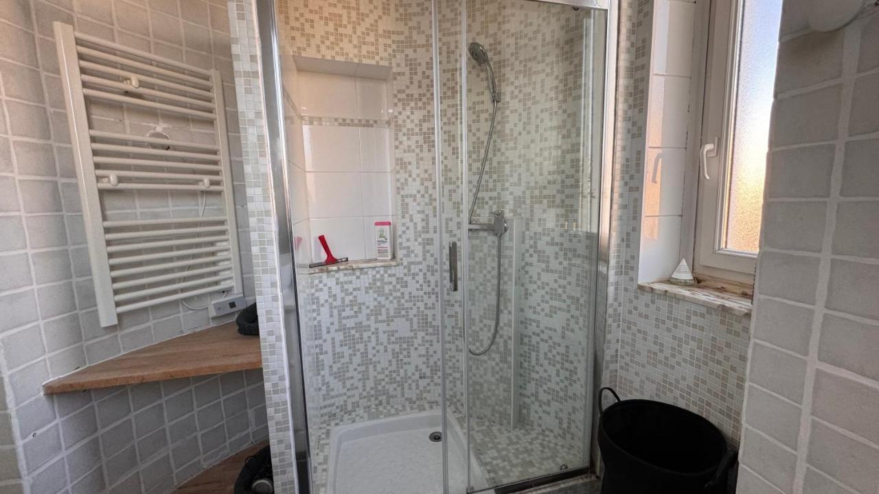 Appartement Vue Mer A Pontaillac Royan Exteriör bild