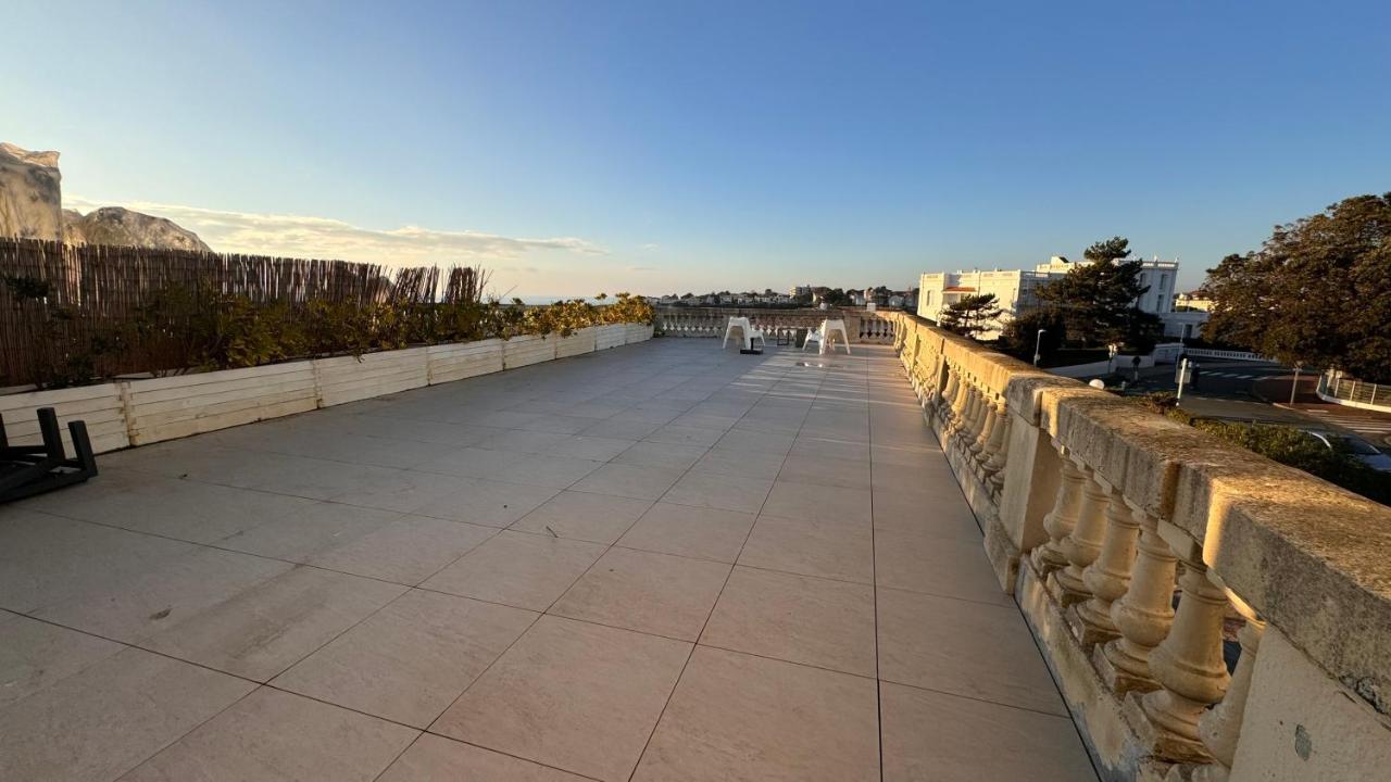 Appartement Vue Mer A Pontaillac Royan Exteriör bild