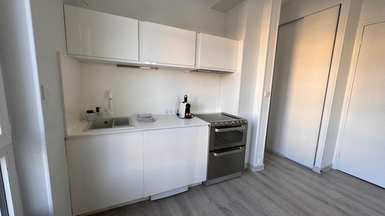 Appartement Vue Mer A Pontaillac Royan Exteriör bild