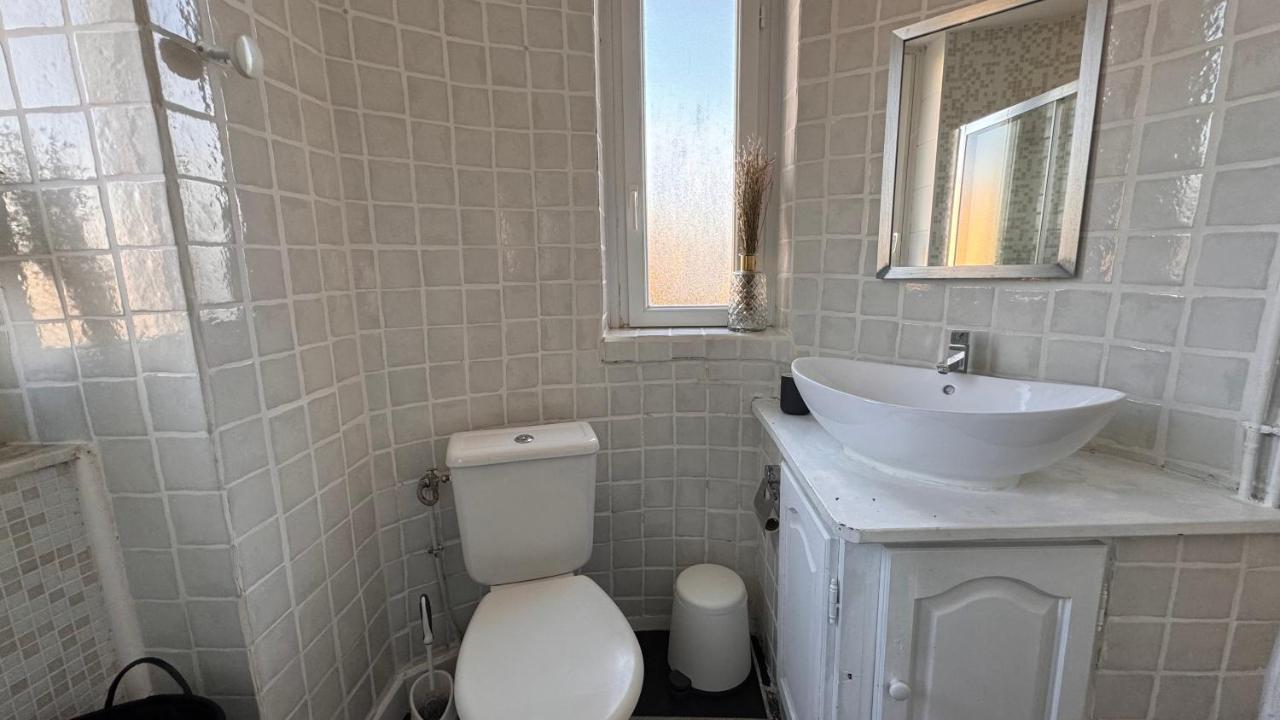 Appartement Vue Mer A Pontaillac Royan Exteriör bild
